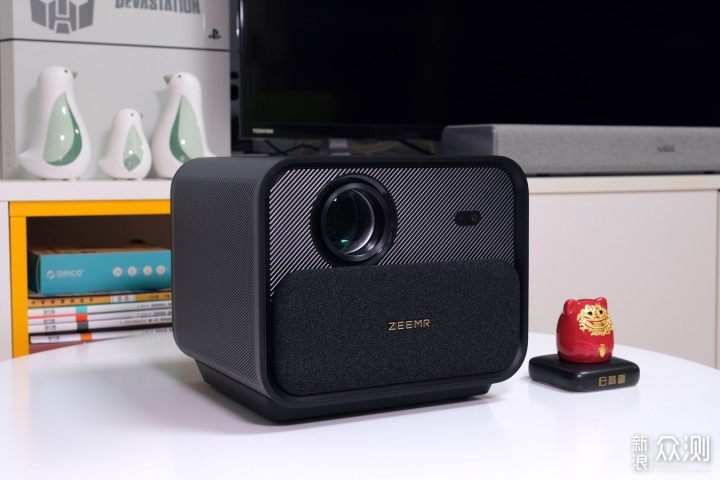 把电影院搬回家有何难?知麻Z1投影仪评测_新浪众测