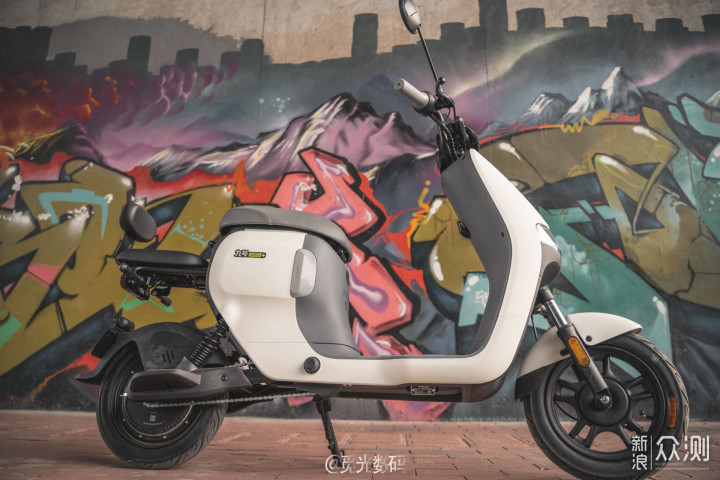 4k内新国标电动车新选择九号a60体验测评