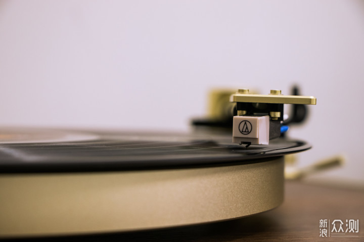 CoolGeek黑胶唱片机：数字时代的复古产物_新浪众测