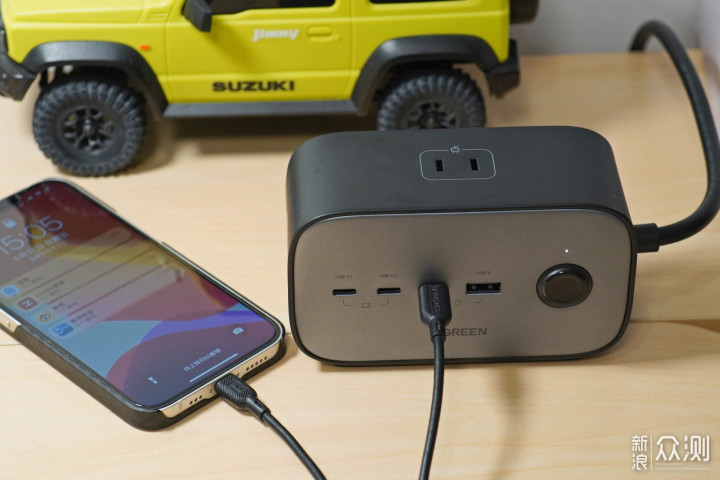 桌面插座的更好形态,绿联100W智充魔盒Pro_新浪众测