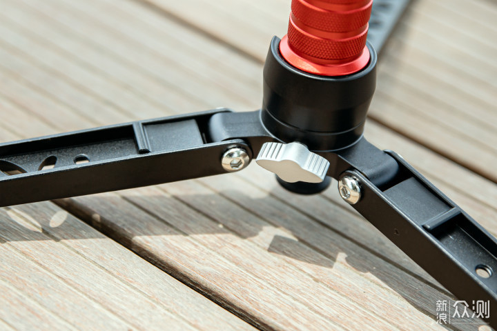 小巧轻便一架三用,阿维拉A324P独脚架测评_新浪众测