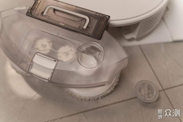 我的轻量化日抛式扫吸拖一体机器人以内X3体验_新浪众测