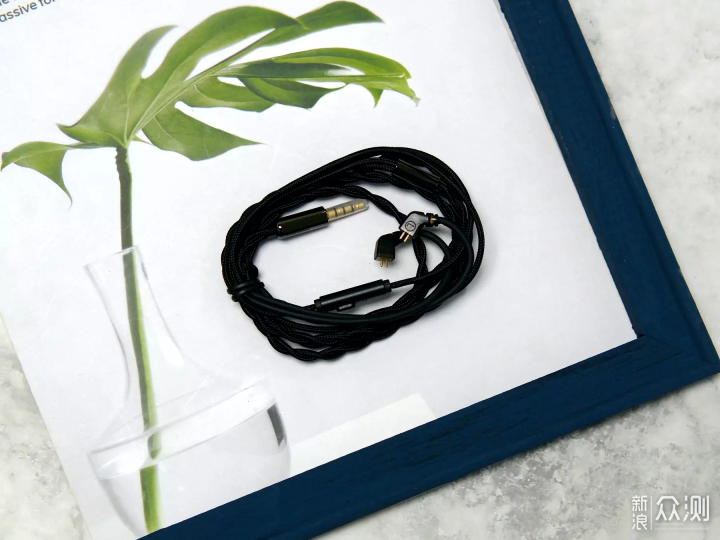 余音SG-01入耳式HiFi耳机:_新浪众测