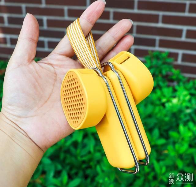 这个夏天的清凉装备怎能少了它！大宇挂脖风扇_新浪众测