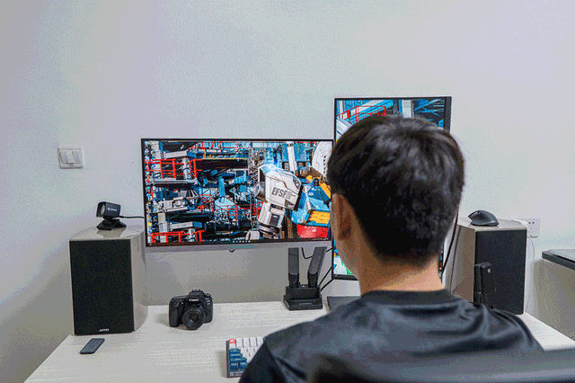双屏无线办公桌面搭建,清爽且效率!_新浪众测