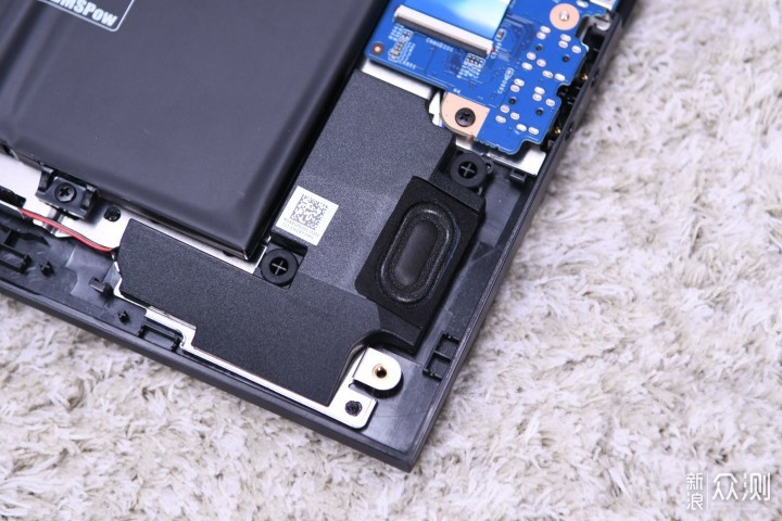 性价比杀手再临!机械革命旷世E游戏本评测_新浪众测