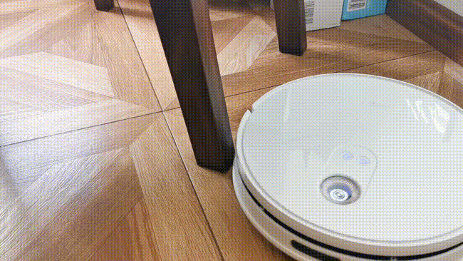 术业有专攻，360小章鱼机器人展现的拖地技能_新浪众测