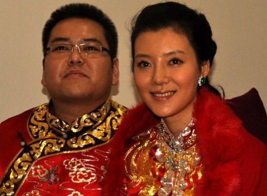 山西海鑫钢铁集团董事长李兆会与前妻车晓