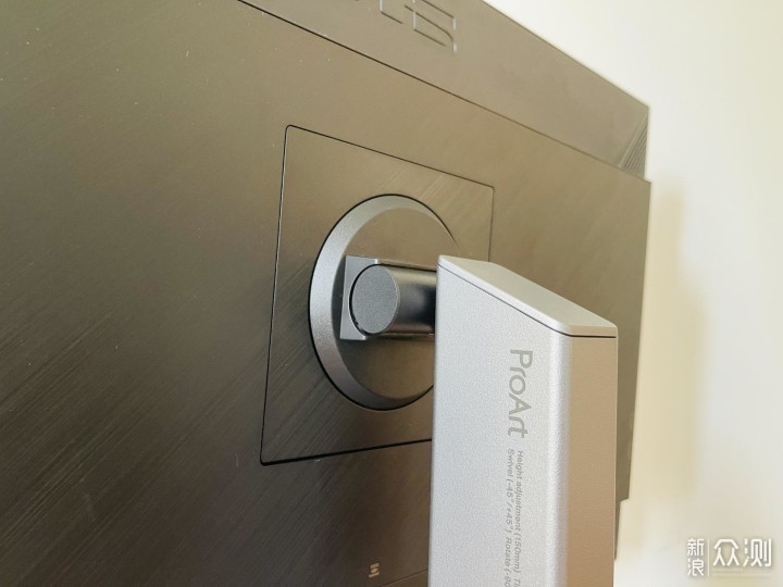 2000价位推荐,华硕创艺国度PA279CV 4K显示器_新浪众测