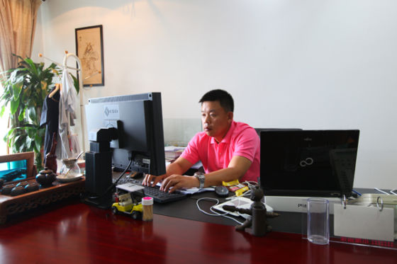 盛大游戏CEO张向东今日做客新浪微访谈
