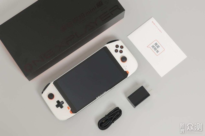 畅玩PC游戏,7英寸掌机:OnexPlayer mini图赏_新浪众测