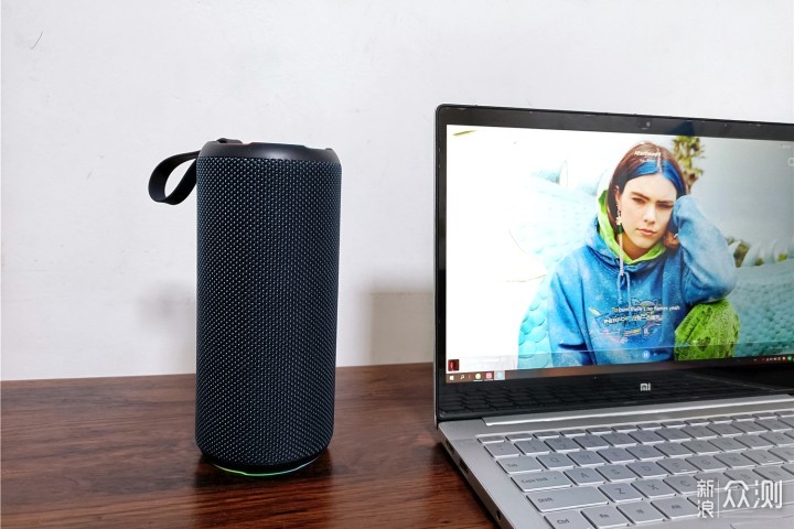 全密封硅胶机身,更适合户外的便携蓝牙音箱!_新浪众测