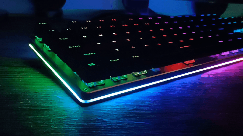 RGB幻彩双背光系统，更炫酷的游戏机械键盘！_新浪众测
