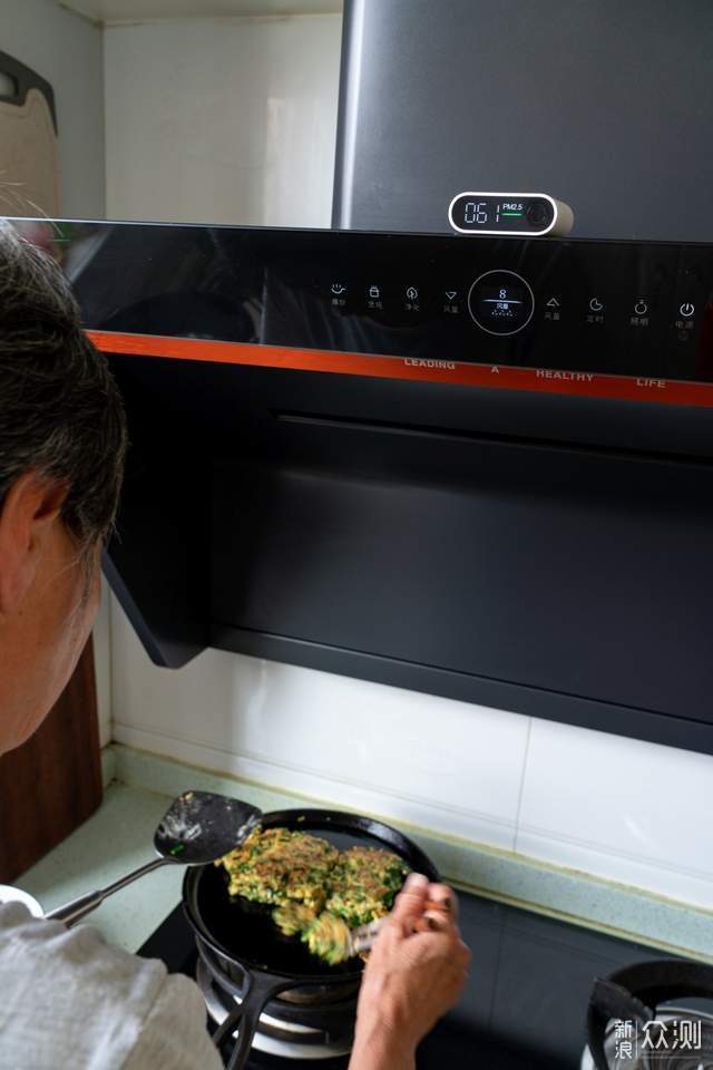 厨房终于没味了!cleadeep澄一净味净烟机体验_新浪众测