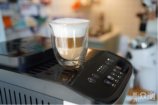 德龙E LattePlus全自动咖啡机打造居家咖啡馆_新浪众测
