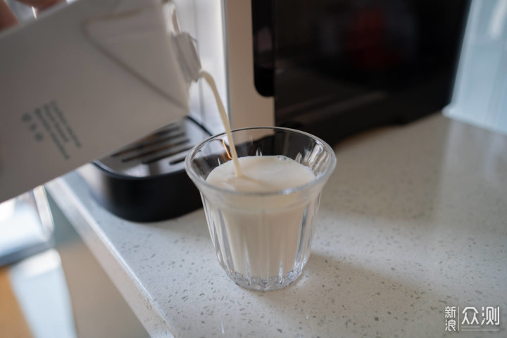 德龙E LattePlus全自动咖啡机打造居家咖啡馆_新浪众测