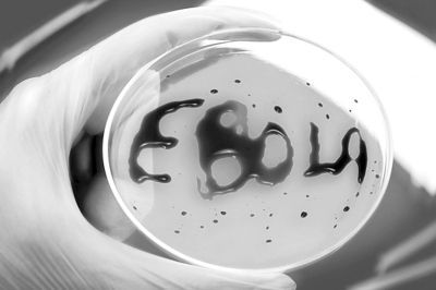 埃博拉疫情危机 