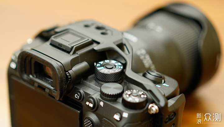 A7M4终于能够原价买,趴趴却为啥入了A7S3?_新浪众测