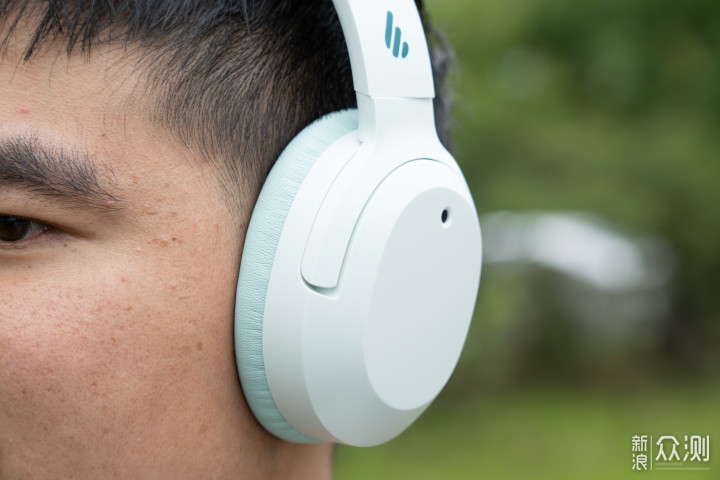 头戴式耳机：我为什么买了漫步者W820NB？_新浪众测