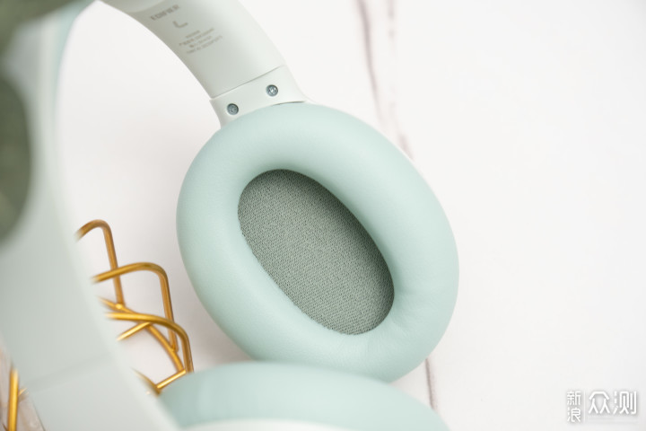 头戴式耳机：我为什么买了漫步者W820NB？_新浪众测