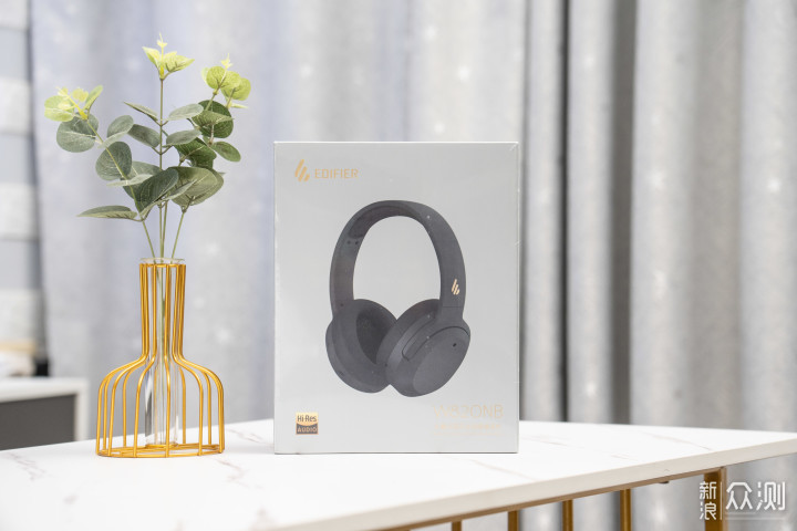 头戴式耳机：我为什么买了漫步者W820NB？_新浪众测