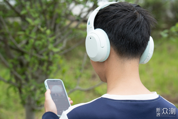 头戴式耳机：我为什么买了漫步者W820NB？_新浪众测