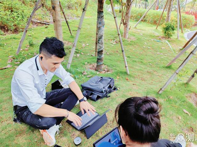 会议录音转文档,这个耳机可满足职场全部需求_新浪众测