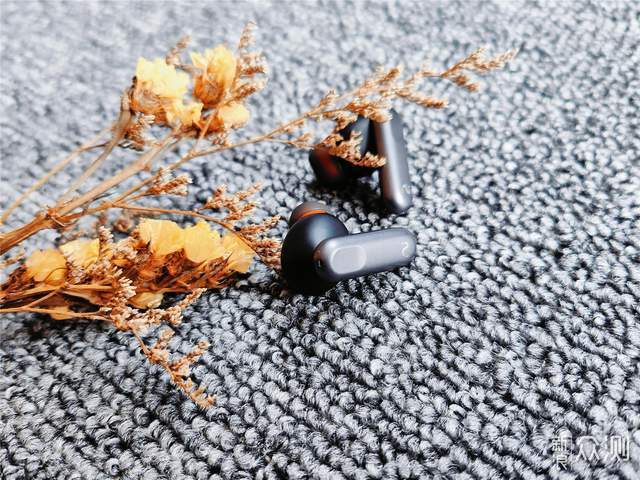 会议录音转文档,这个耳机可满足职场全部需求_新浪众测