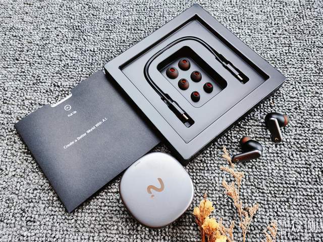 会议录音转文档,这个耳机可满足职场全部需求_新浪众测