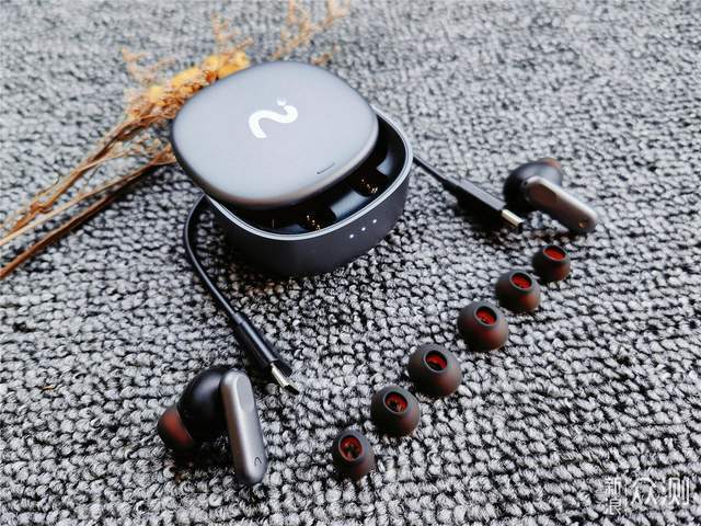 会议录音转文档,这个耳机可满足职场全部需求_新浪众测