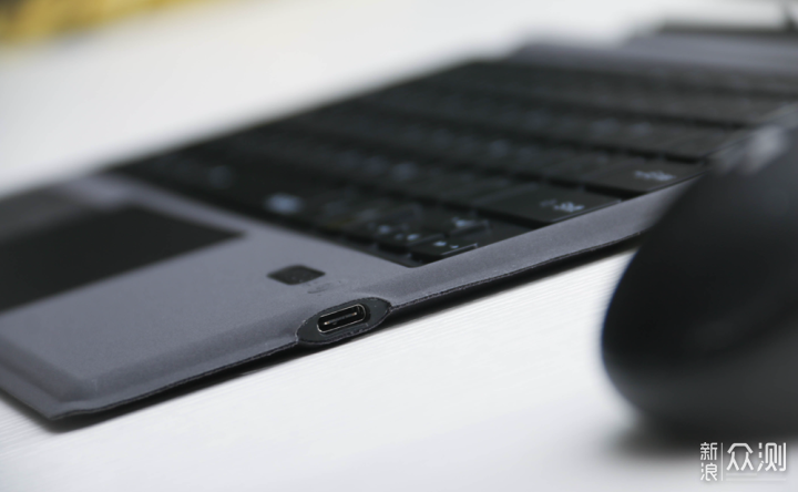 雷柏XK200S键盘：专为Surface Pro订制_新浪众测