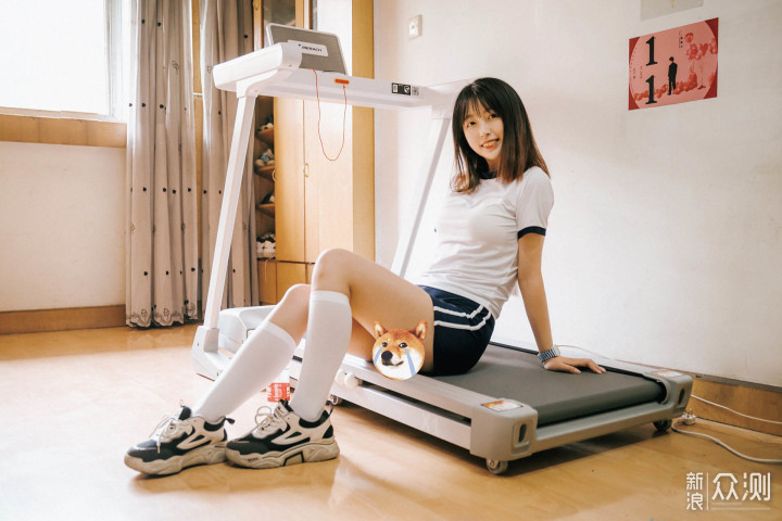 宅家暴汗燃脂,自动调节参数—麦瑞克跑步机X1 _新浪众测