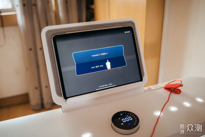 宅家暴汗燃脂,自动调节参数—麦瑞克跑步机X1 _新浪众测