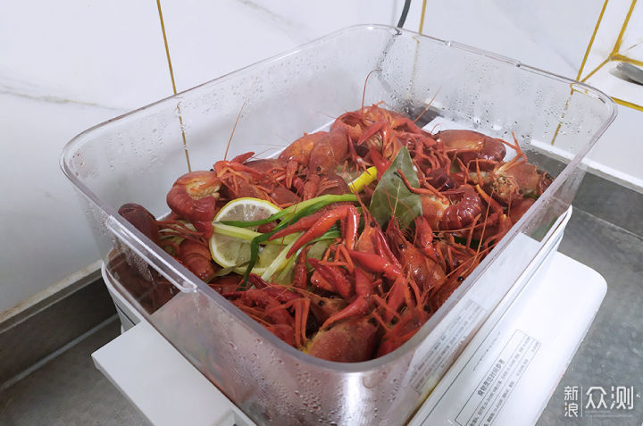 这样做的小龙虾, 简单高效, 对象边吃边说好_新浪众测