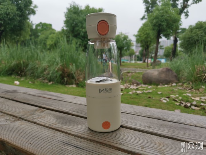 加热保温充电, 一杯搞定: 聪米智能暖水杯体验_新浪众测