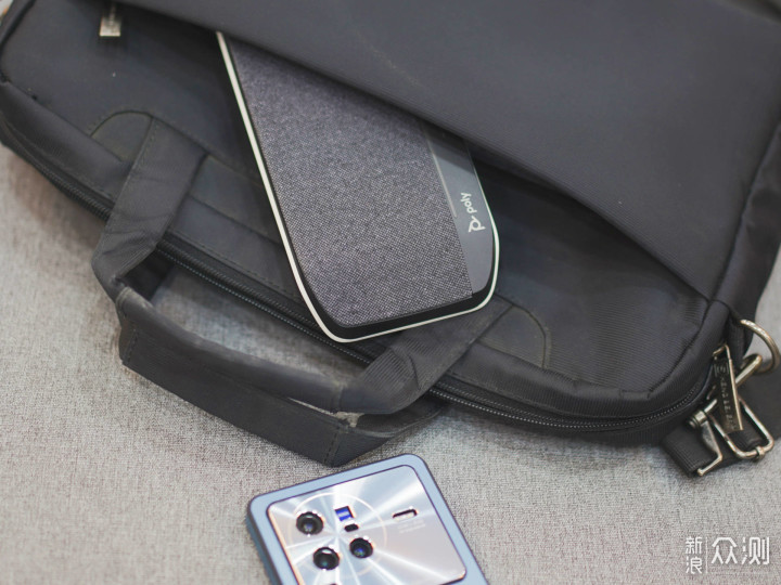 开会利器POLY SYNC 10全向会议麦克风评测  _新浪众测