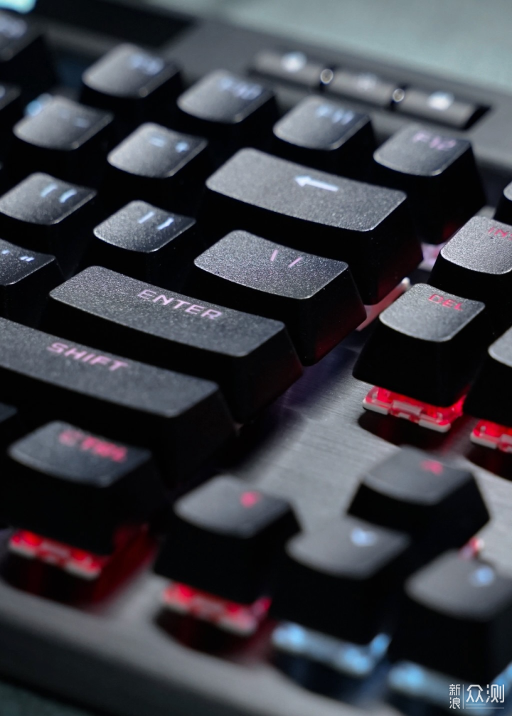 天下武功唯快不破, 海盗船K70PRO TKL OPX开箱_新浪众测