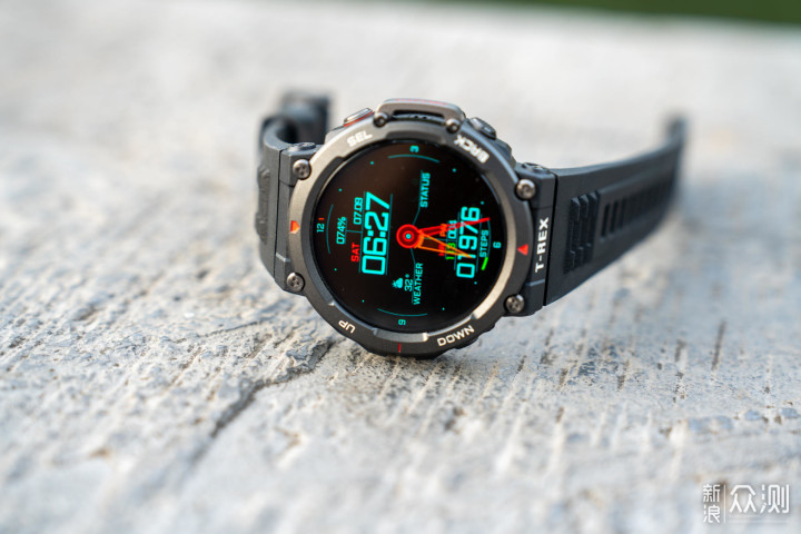 第一次用运动手表？Amazfit T-Rex2首次体验_新浪众测