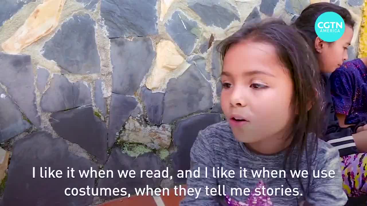 骡子背上的图书馆：委内瑞拉儿童的知识乐园