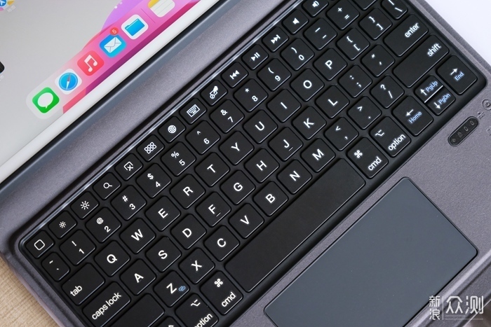 iPad实用配件，雷柏XK300蓝牙键盘体验_新浪众测