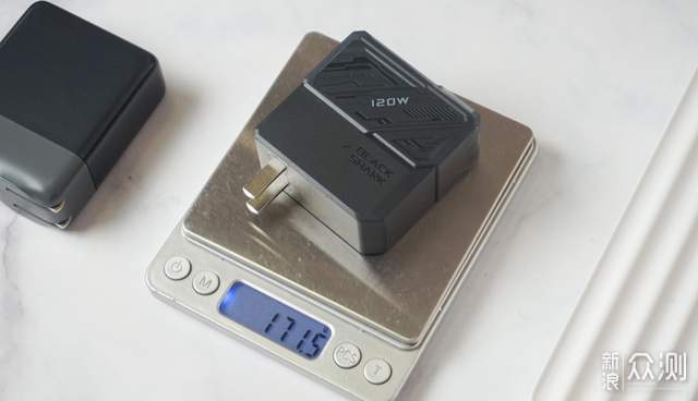 体验极速充电,黑鲨星流 GaN 120W快充套装_新浪众测