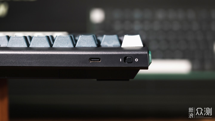又入了一款键盘，杜伽K610W多模机械键盘体验_新浪众测