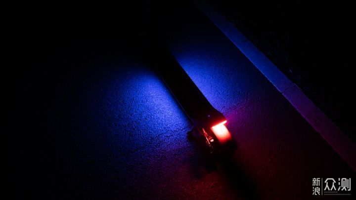 短途上下班最省力的智能电动滑板车_新浪众测