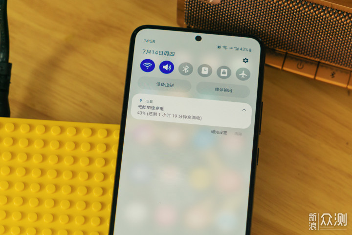 自带积木,IDMIX 65W酷玩多功能桌面充评测_新浪众测