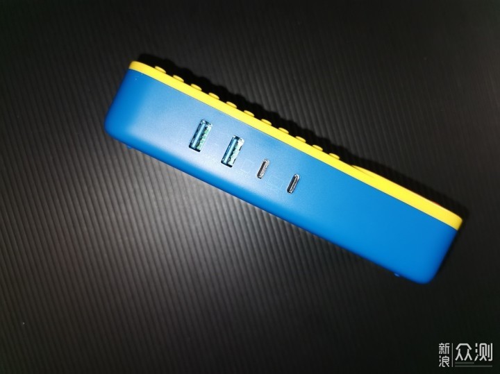 IDMIX多功能桌面充电器P65 Pro上手初体验_新浪众测