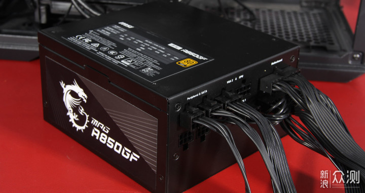 号称伟大的“猫”片！AMD平台暴走Stray_新浪众测