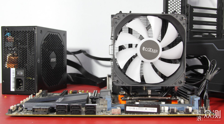 号称伟大的“猫”片！AMD平台暴走Stray_新浪众测