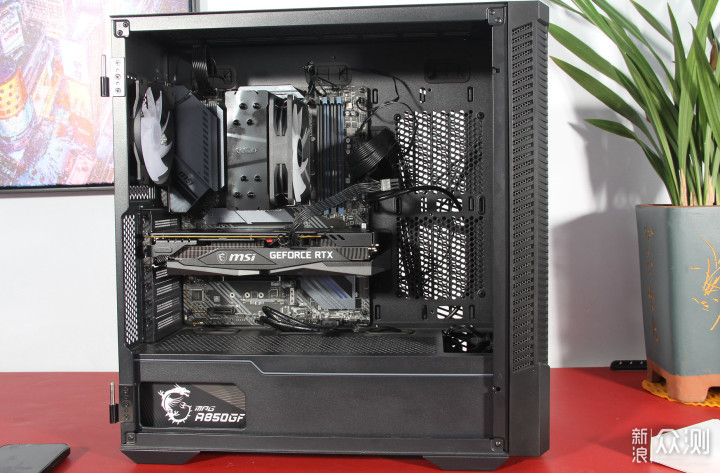 号称伟大的“猫”片！AMD平台暴走Stray_新浪众测