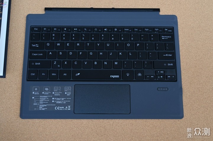 手感顺滑平板键盘，更好用的Surface Pro伴侣_新浪众测