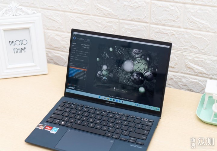 AMD Yes!超薄A4本华硕灵耀X 13锐龙版评测!_新浪众测